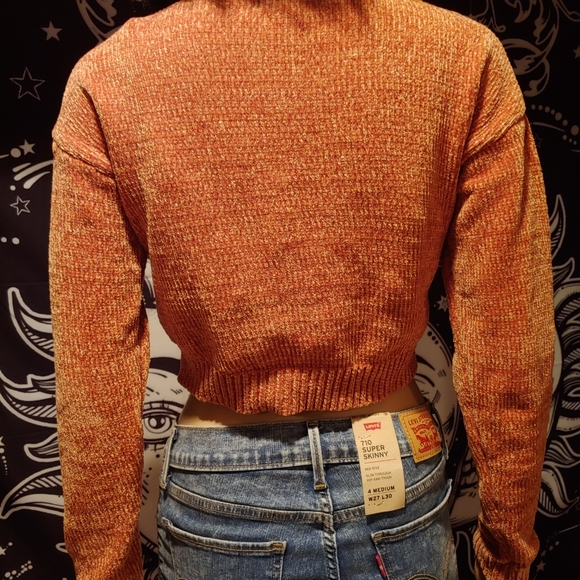 Crop top sweater - Picture 2 of 4